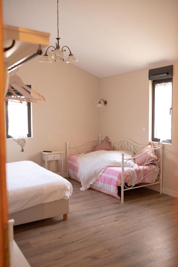 Domaine Des Jammetous - Hotel And Yoga Retreat Center La Magdelaine-Sur-Tarn Exterior foto